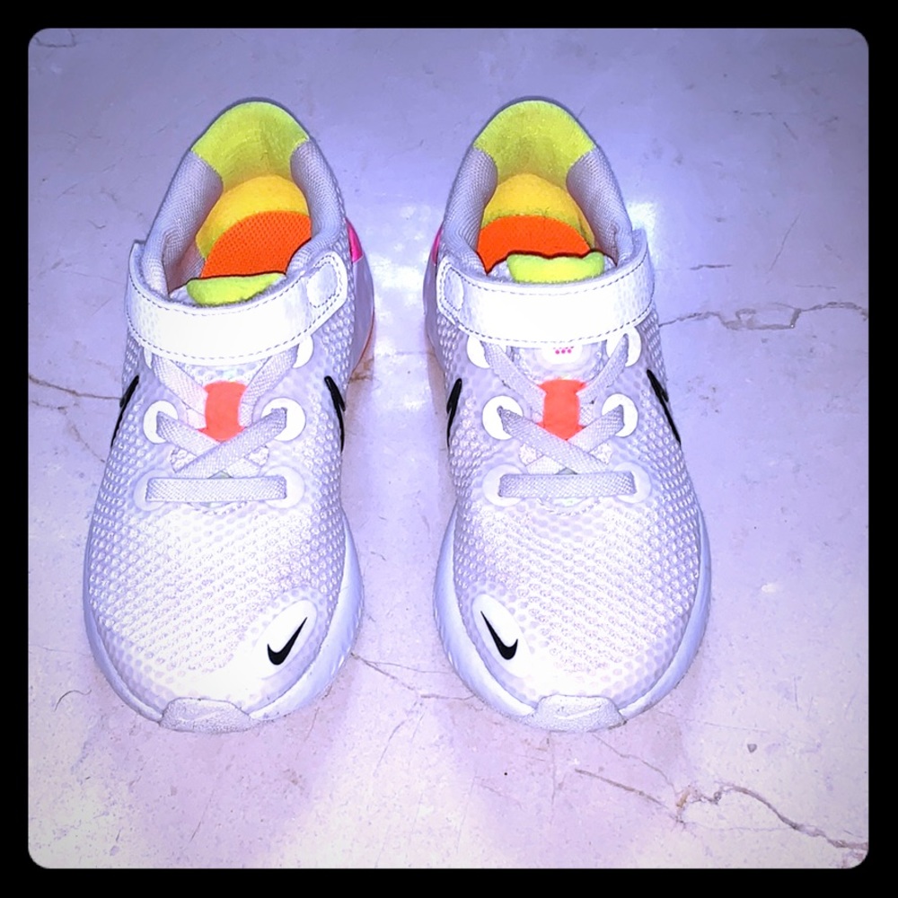 Girls Nike Sneakers